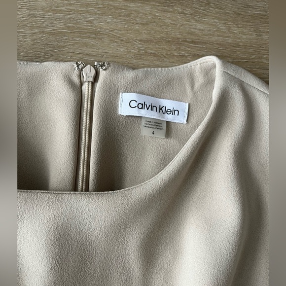 Calvin Klein Tan Belted Dress SZ 4 NWT - Picture 5 of 9
